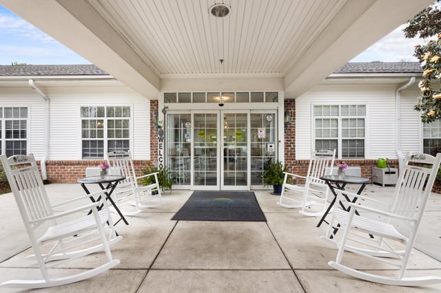 Summerville_outside_front_1